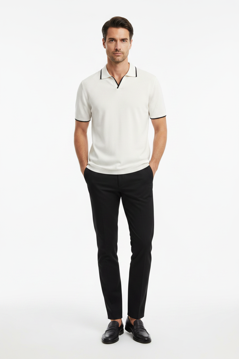 Modelo polo blanco